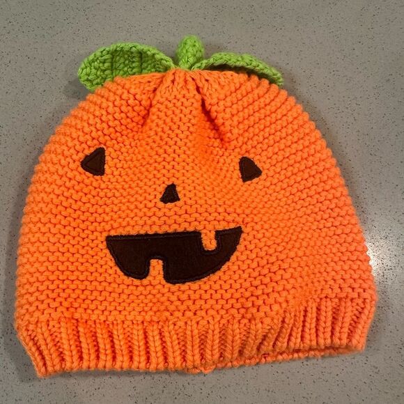 Carters Halloween pumpkin onesie with matching knitted pumpkin beanie/hat - Picture 7 of 9